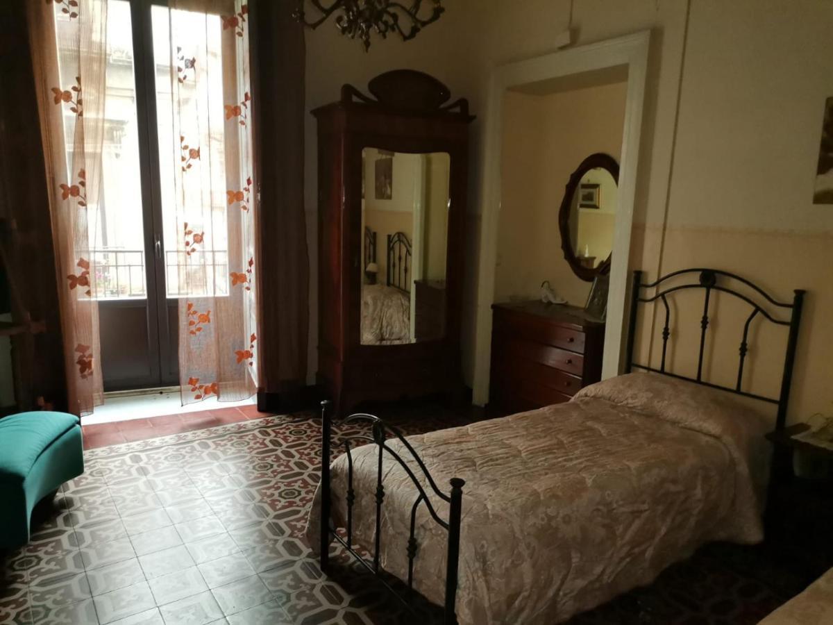I Mici Di Emy Appartement Catánia Buitenkant foto