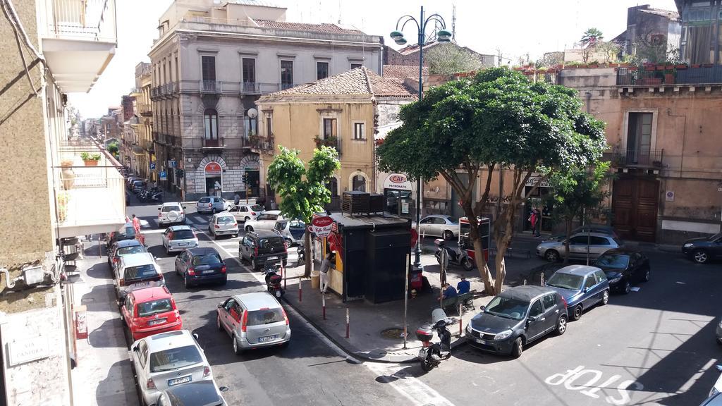 I Mici Di Emy Appartement Catánia Buitenkant foto